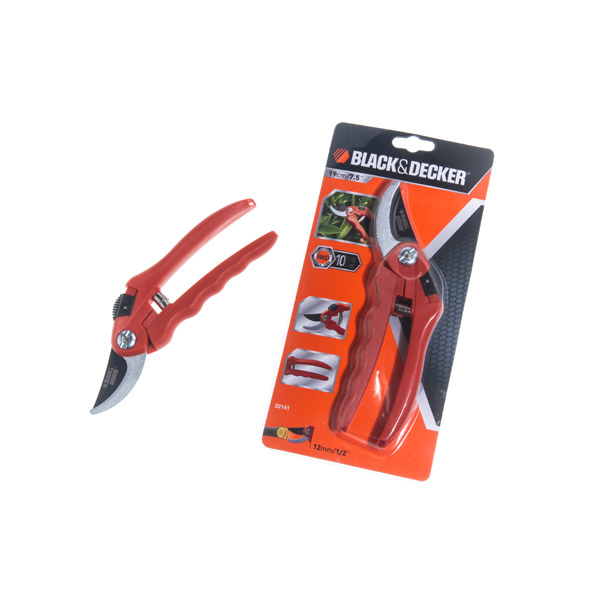 Black&Decker oksasakset